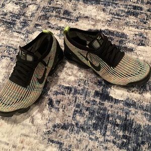Nike vapormax size 9.5